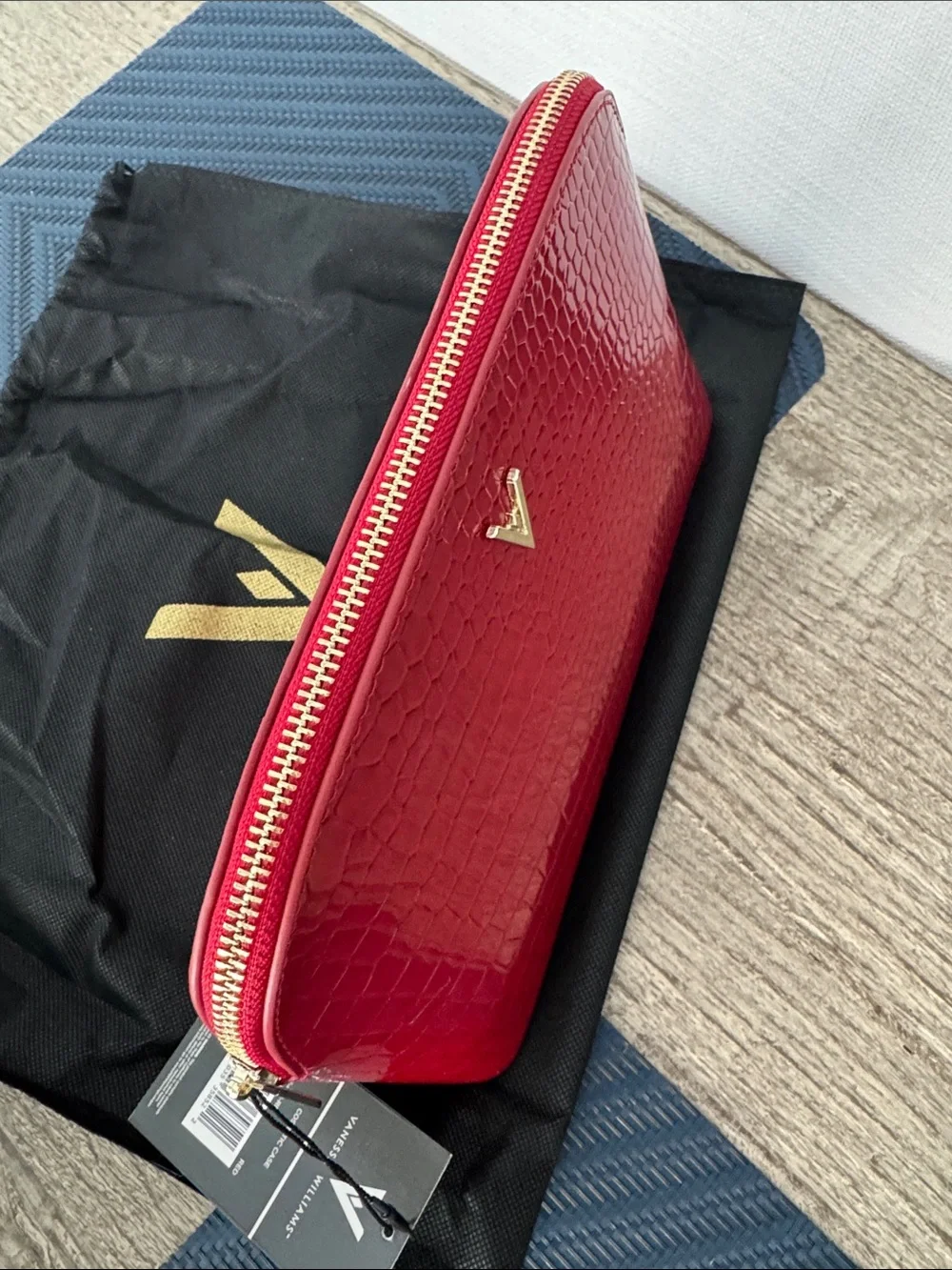 New Vanessa Williams Red Crocodile-Embossed Cosmetic Case / Clutch NWT
